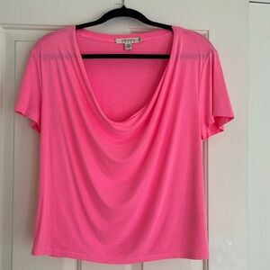 Alice + Olivia Jeans tee shirt. Size M